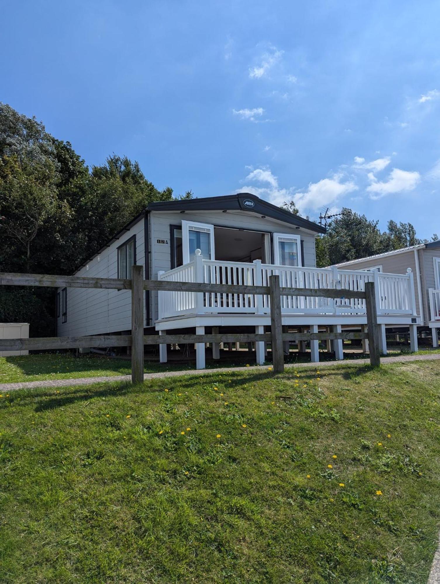 Stunning Caravan With Panoramic Views Weymouth Littlesea Haven Wyke Regis Exteriör bild