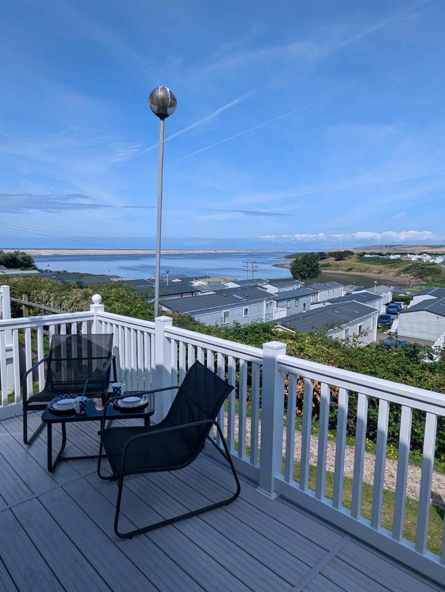 Stunning Caravan With Panoramic Views Weymouth Littlesea Haven Wyke Regis Exteriör bild
